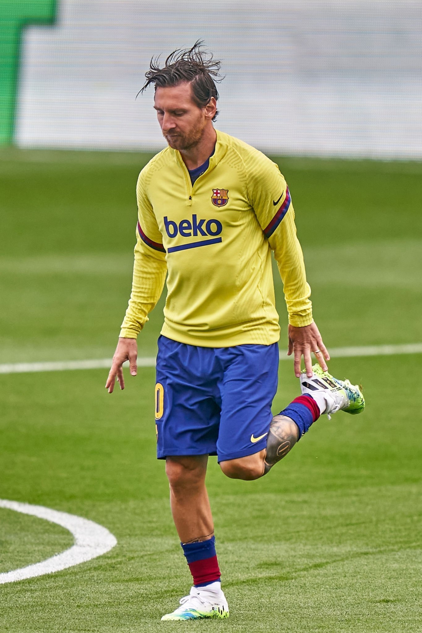 尼斯客场憾平雷恩,保持中游稳定 尼斯客场憾平雷恩,保持中游稳定