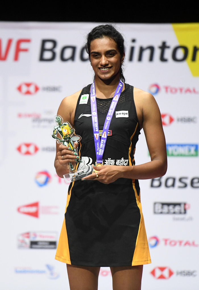 包含印度羽毛球队翻盘印尼羽毛球队，辛杜高光表现的词条