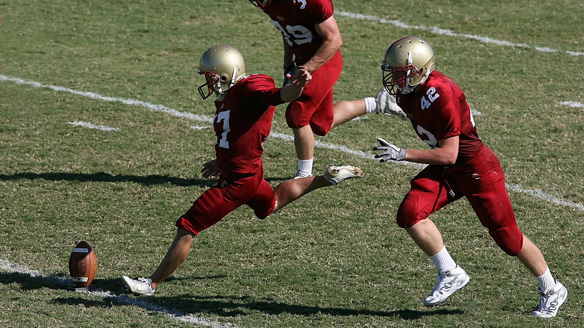开云体育官网-绿茵之外，阳光闪耀，意甲焦点战与NBA的胜利交响